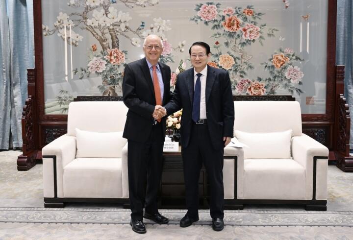 1686307826111_648303f2d0ff8e0001f7391e.jpeg 1686307826111_648303f2d0ff8e0001f7391e.jpeg